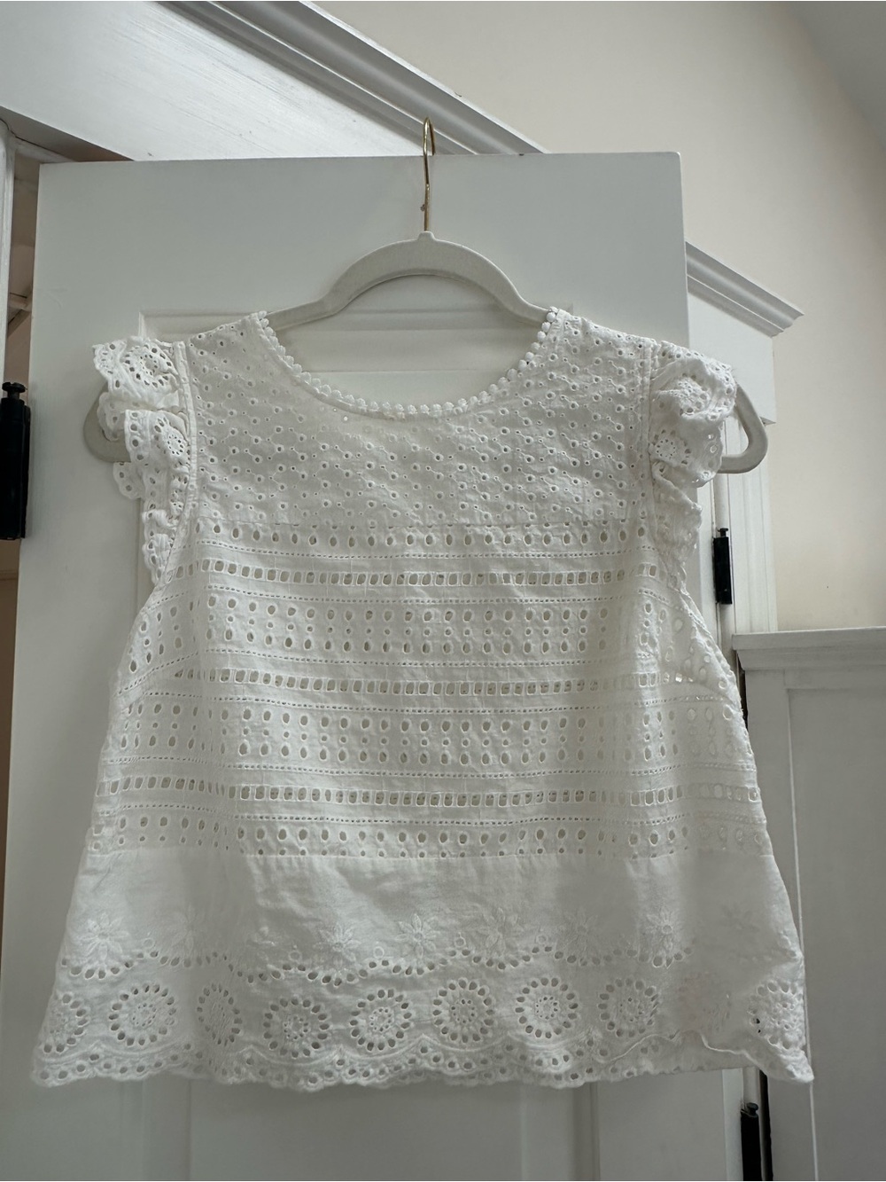 White Eyelet Ruffle Sleeve Top